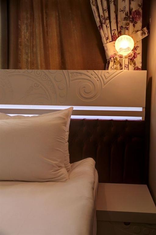 Omer Hayyam Suites Istanbul Bilik gambar