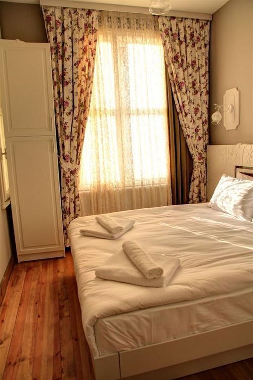Omer Hayyam Suites Istanbul Bilik gambar
